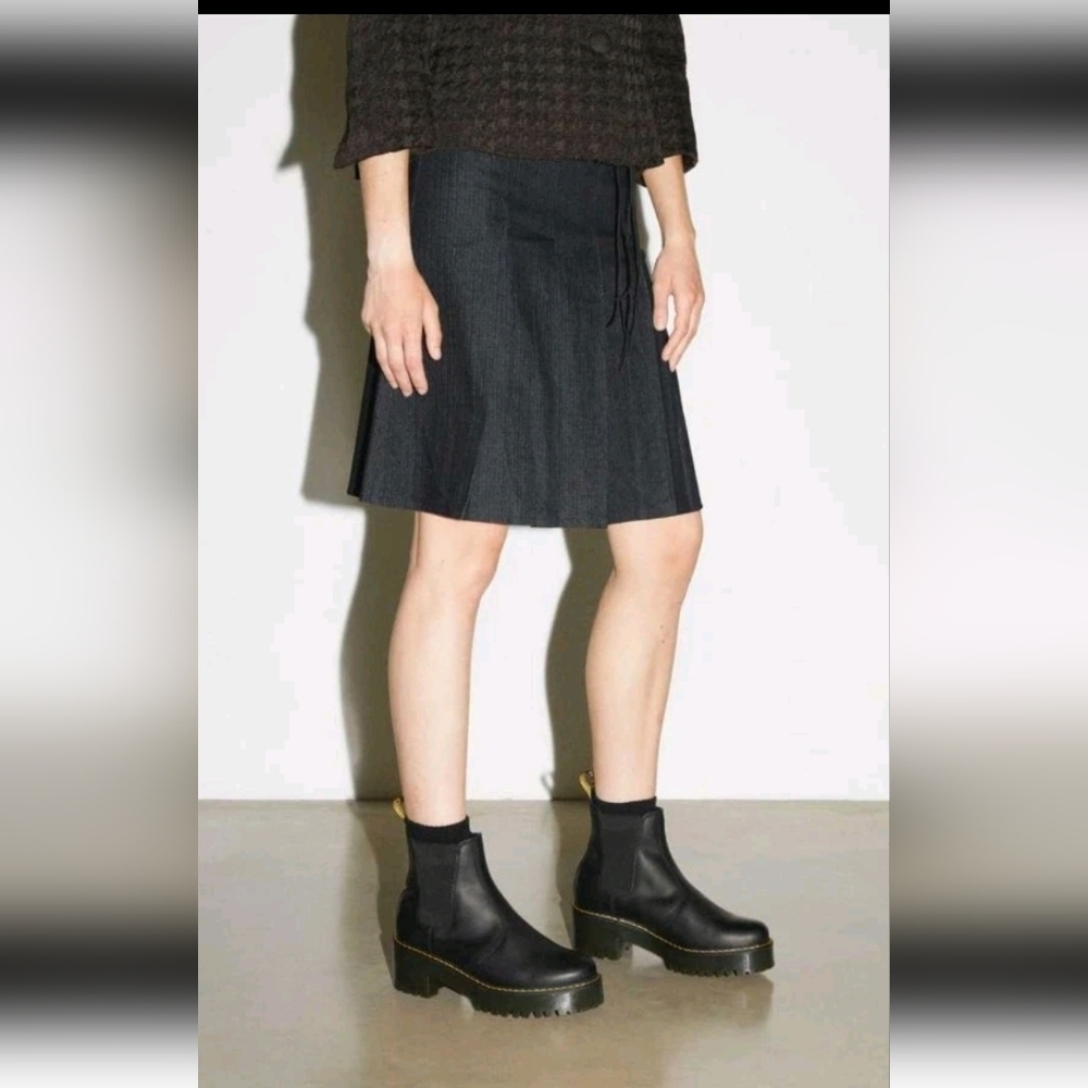 Dr. Marten Black Womens Rometty Wyoming Leather Platform Pull On Chelsea Boots 7 - Picture 3 of 14
